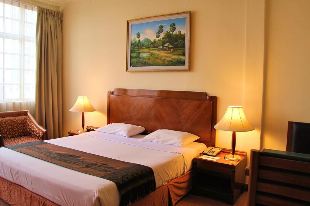 Holiday Villa Hotel City Centre Πνομ Πενχ Εξωτερικό φωτογραφία