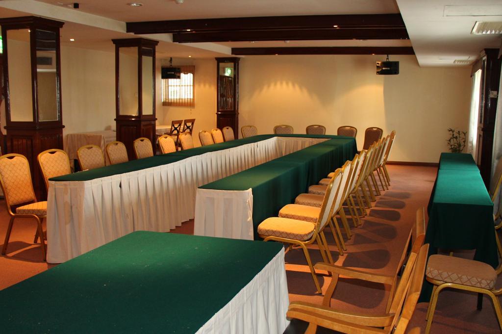 Holiday Villa Hotel City Centre Πνομ Πενχ Εξωτερικό φωτογραφία