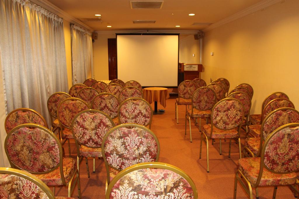 Holiday Villa Hotel City Centre Πνομ Πενχ Εξωτερικό φωτογραφία