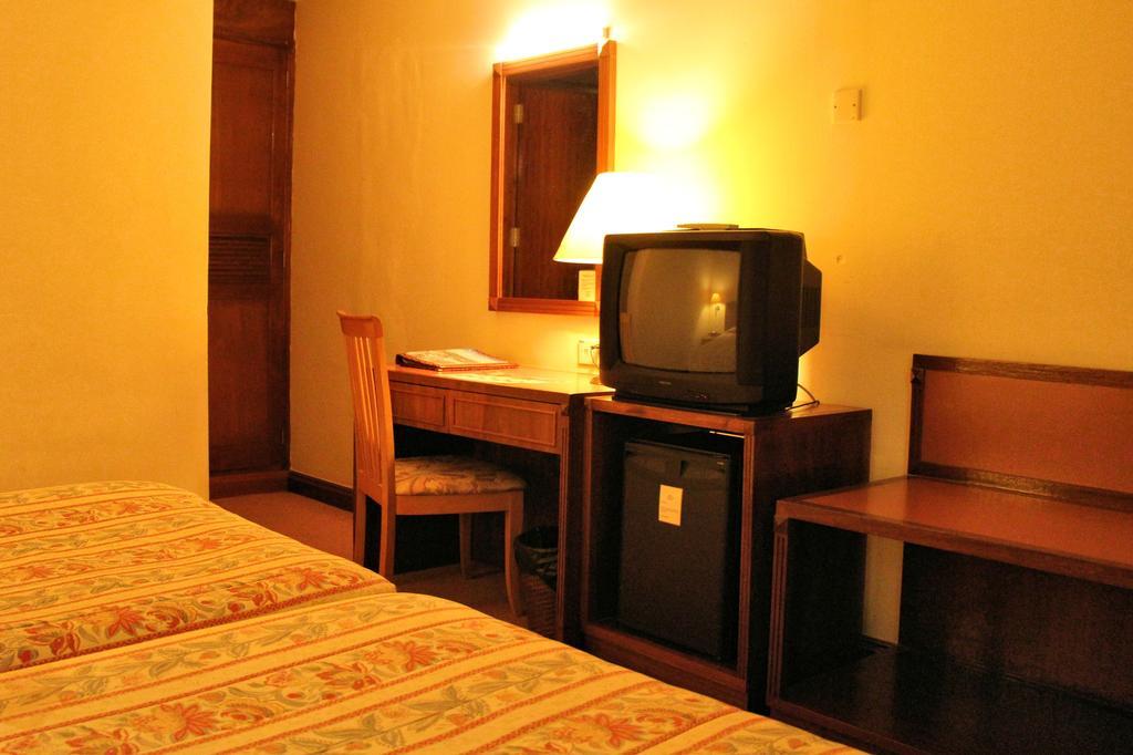 Holiday Villa Hotel City Centre Πνομ Πενχ Εξωτερικό φωτογραφία